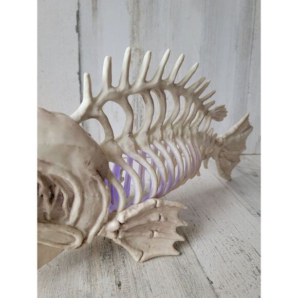 Anglerfish light up scary deep sea Halloween fish prop decor unique - Picture 4 of 12